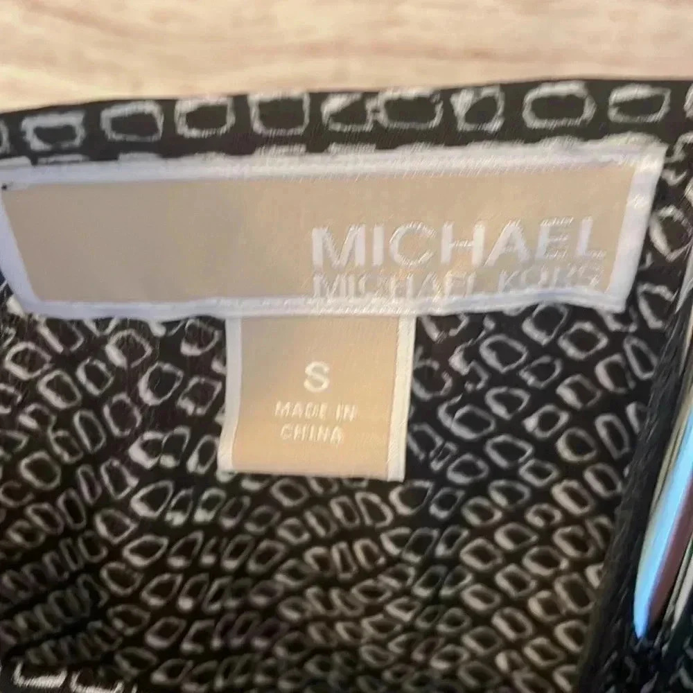 Michael Kors blouse - Picture 2 of 5